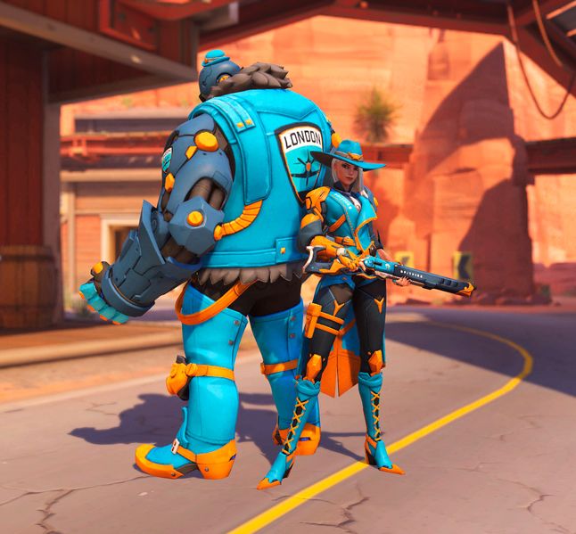 Файл:Эш-London Spitfire.jpg